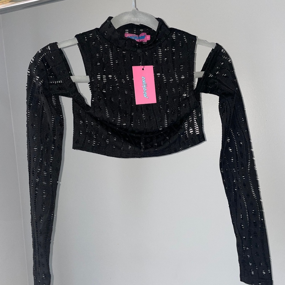 Edikted Black Croptop Small
